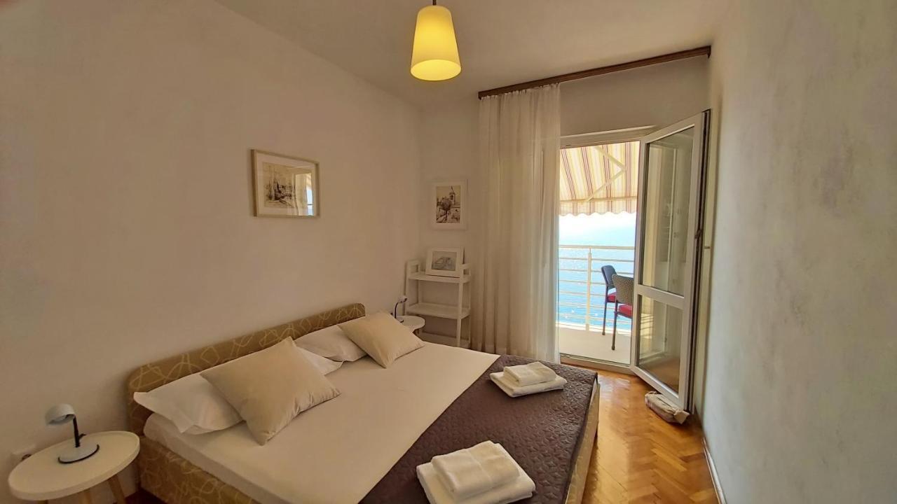 Apartment Juta Mimice Exterior photo